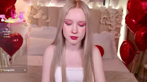 Snapshot of sia_hart chatting on February 4, 2026, 5:52 pm Sia online show from February 4, 2026, 5:52 pm