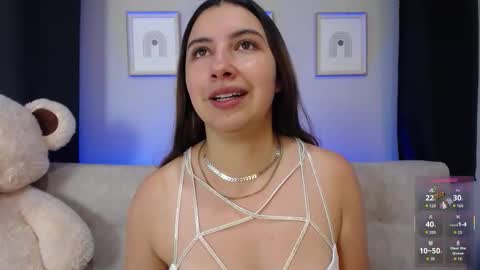 Snapshot of sia_wattson chatting on February 26, 2026, 11:37 pm Sia online show from February 26, 2026, 11:37 pm