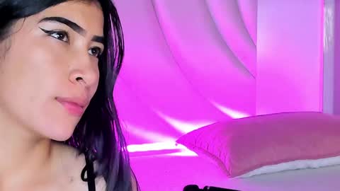 Siara and Zoe tattoo online show from May 16, 2026, 12:29 am