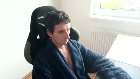 sid85 online show from December 3, 2025, 8:34 am