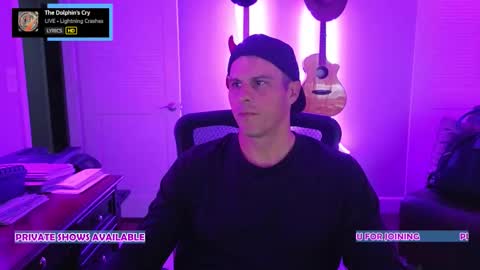 SideSnack online show from October 27, 2025, 3:05 pm