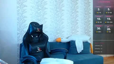 Snapshot of sidny_blush chatting on May 16, 2026, 6:43 am Sidny online show from May 16, 2026, 6:43 am