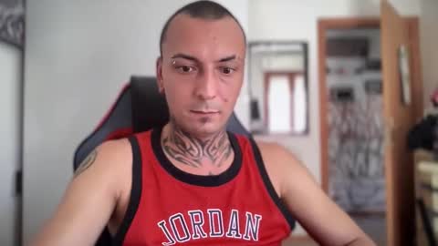 sidvicious23cm online show from September 19, 2025, 1:34 pm