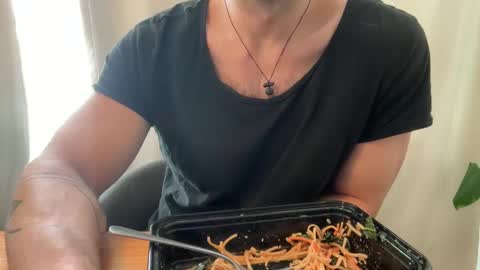 Snapshot of sie273 chatting on December 13, 2024, 8:15 pm sie273 online show from December 13, 2024, 8:15 pm