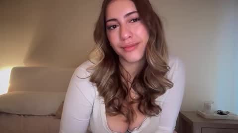 Siena online show from September 22, 2025, 9:39 pm