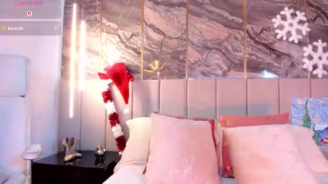 Snapshot of sienna_blake_ chatting on December 19, 2025, 9:44 pm Sienna Blake online show from December 19, 2025, 9:44 pm