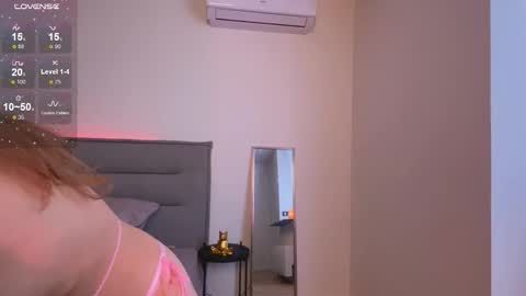 Lisa online show from November 22, 2025, 5:39 am