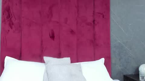 Snapshot of sienna_monroe chatting on October 16, 2025, 10:55 pm Sienna monroe online show from October 16, 2025, 10:55 pm