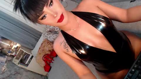 Sierrafina online show from February 20, 2026, 7:43 am