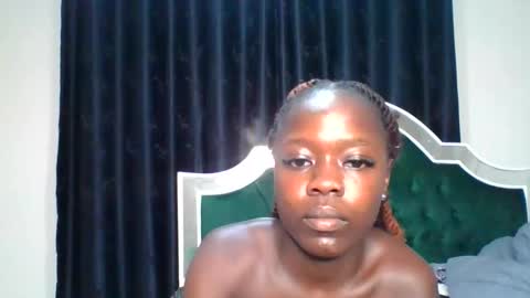 Snapshot of silent_carry chatting on March 8, 2026, 2:04 am silent carry online show from March 8, 2026, 2:04 am