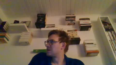 Snapshot of silent_control93 chatting on January 13, 2025, 6:38 am silent_control93 online show from January 13, 2025, 6:38 am