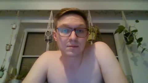 Snapshot of silent_control93 chatting on January 28, 2025, 8:15 pm silent_control93 online show from January 28, 2025, 8:15 pm