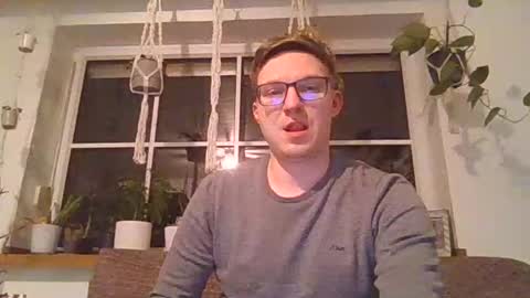 Snapshot of silent_control93 chatting on January 30, 2025, 8:31 pm silent_control93 online show from January 30, 2025, 8:31 pm