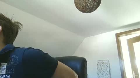 Snapshot of silent_control93 chatting on March 5, 2025, 11:28 am silent_control93 online show from March 5, 2025, 11:28 am