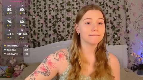 Snapshot of silent_princesses chatting on February 26, 2025, 7:31 am Chloe online show from February 26, 2025, 7:31 am