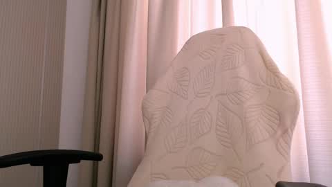 silk_ann online show from June 8, 2026, 5:19 am