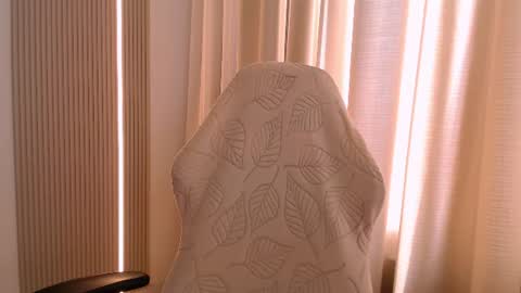 silk_ann online show from June 16, 2026, 10:18 am