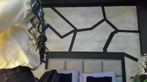 Snapshot of silknyx chatting on February 23, 2026, 1:08 pm silknyx online show from February 23, 2026, 1:08 pm