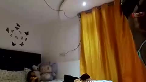 Snapshot of silky_night1 chatting on February 5, 2025, 9:07 pm silky night1 online show from February 5, 2025, 9:07 pm