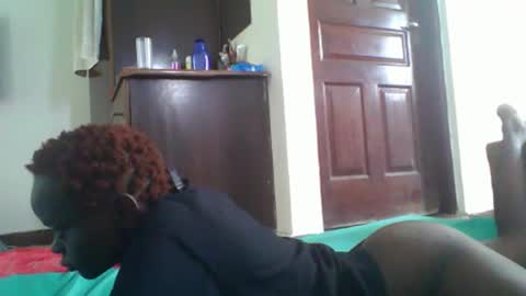 Snapshot of silky_night1 chatting on February 13, 2025, 7:45 am silky night1 online show from February 13, 2025, 7:45 am