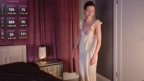 Snapshot of silly___woman chatting on February 3, 2026, 7:41 pm silly___woman online show from February 3, 2026, 7:41 pm