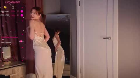 Snapshot of silly___woman chatting on February 22, 2026, 7:45 pm silly___woman online show from February 22, 2026, 7:45 pm