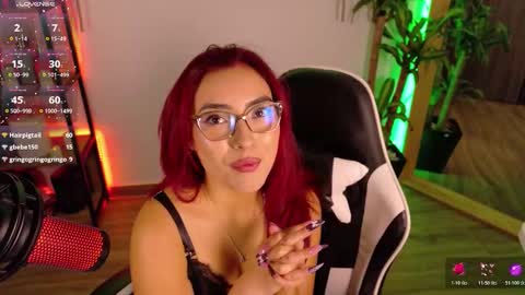 Snapshot of silvana_goddess chatting on February 6, 2026, 6:22 pm Silvana online show from February 6, 2026, 6:22 pm