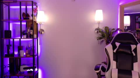 Snapshot of silvana_goddess chatting on April 10, 2026, 8:13 pm Silvana online show from April 10, 2026, 8:13 pm