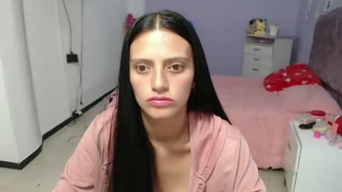 Snapshot of silvanaroberts_ chatting on January 30, 2025, 11:33 am Rouse online show from January 30, 2025, 11:33 am