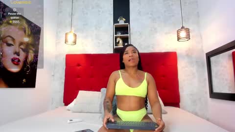 Snapshot of silvannafit chatting on February 23, 2025, 11:22 am Silvana Fit online show from February 23, 2025, 11:22 am