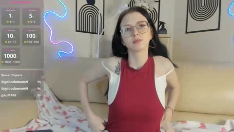 Snapshot of silvernoise chatting on February 4, 2026, 9:20 pm Alice online show from February 4, 2026, 9:20 pm