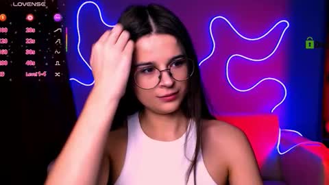 Silvia nude in pvt  online show from December 16, 2025, 8:25 pm