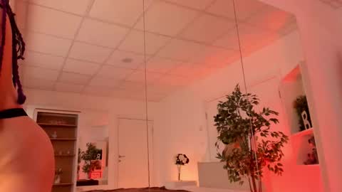 Wendy help me get get 69 likes  online show from October 18, 2025, 6:37 am