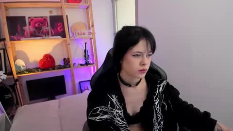 Snapshot of sima_wendy chatting on February 4, 2026, 7:14 am Wendy help me get get 69 likes online show from February 4, 2026, 7:14 am