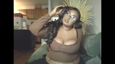 Snapshot of siminfox chatting on February 1, 2026, 4:11 am Simin Fox online show from February 1, 2026, 4:11 am