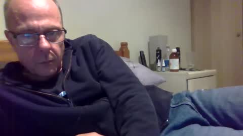 simon56691 online show from September 27, 2025, 6:13 pm