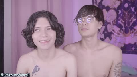 Snapshot of simon_bane01 chatting on February 24, 2025, 12:52 am Little Sunshine online show from February 24, 2025, 12:52 am