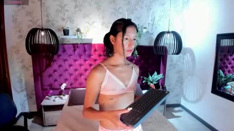 simon_durand online show from November 10, 2025, 4:00 am