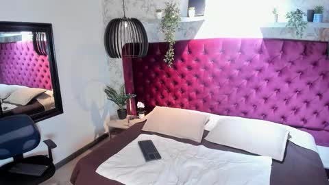 simon_durand online show from February 28, 2026, 4:24 am