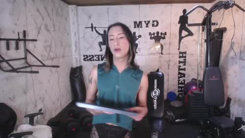 Snapshot of simon_durand chatting on April 22, 2026, 4:04 am simon_durand online show from April 22, 2026, 4:04 am