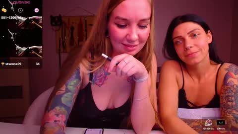 Snapshot of simona_moonshine chatting on October 2, 2025, 8:16 pm simona_moonshine online show from October 2, 2025, 8:16 pm