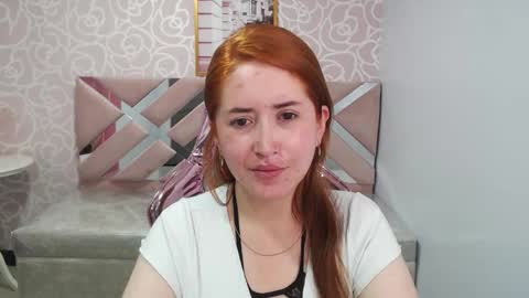 simonne_ch online show from December 22, 2025, 10:56 am