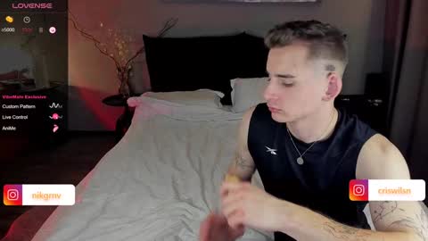 Snapshot of simonwnl chatting on January 25, 2025, 3:41 pm Simon online show from January 25, 2025, 3:41 pm