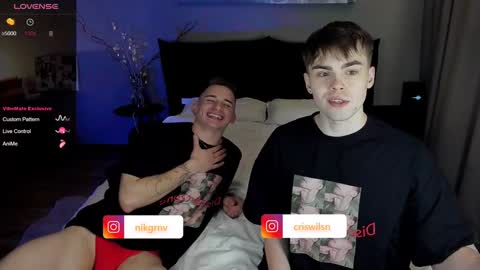 Snapshot of simonwnl chatting on February 2, 2025, 8:51 pm Simon online show from February 2, 2025, 8:51 pm