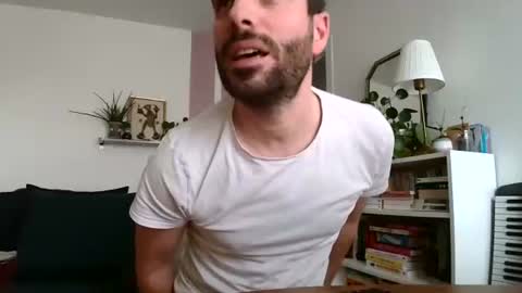 Simonxtem online show from January 13, 2026, 1:49 pm