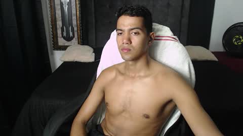 Snapshot of simple_guyy chatting on September 28, 2025, 6:19 am Andrey online show from September 28, 2025, 6:19 am