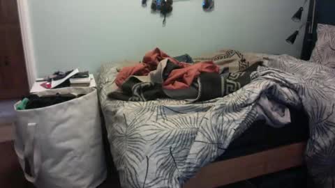 Snapshot of simplyminded chatting on February 8, 2026, 1:47 pm simplyminded online show from February 8, 2026, 1:47 pm