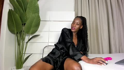Snapshot of sincerre9_tara chatting on March 8, 2025, 9:06 am sincerre9_tara online show from March 8, 2025, 9:06 am