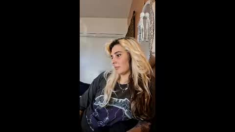 Snapshot of sindyrocker89 chatting on February 6, 2026, 8:23 pm Aussie Sindy Rocker online show from February 6, 2026, 8:23 pm