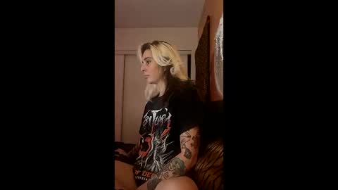 Snapshot of sindyrocker89 chatting on February 19, 2026, 2:51 am Aussie Sindy Rocker online show from February 19, 2026, 2:51 am